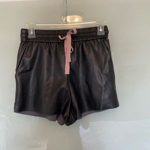 Aritzia Wilfred Women's Black Faux Leather Pink Drawstring Shorts XXS